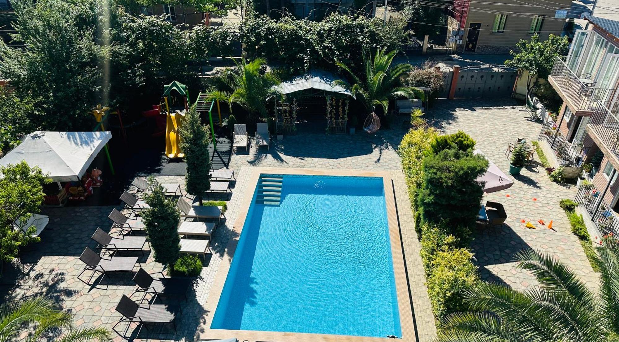 Hotel Buta Batumi Exterior foto