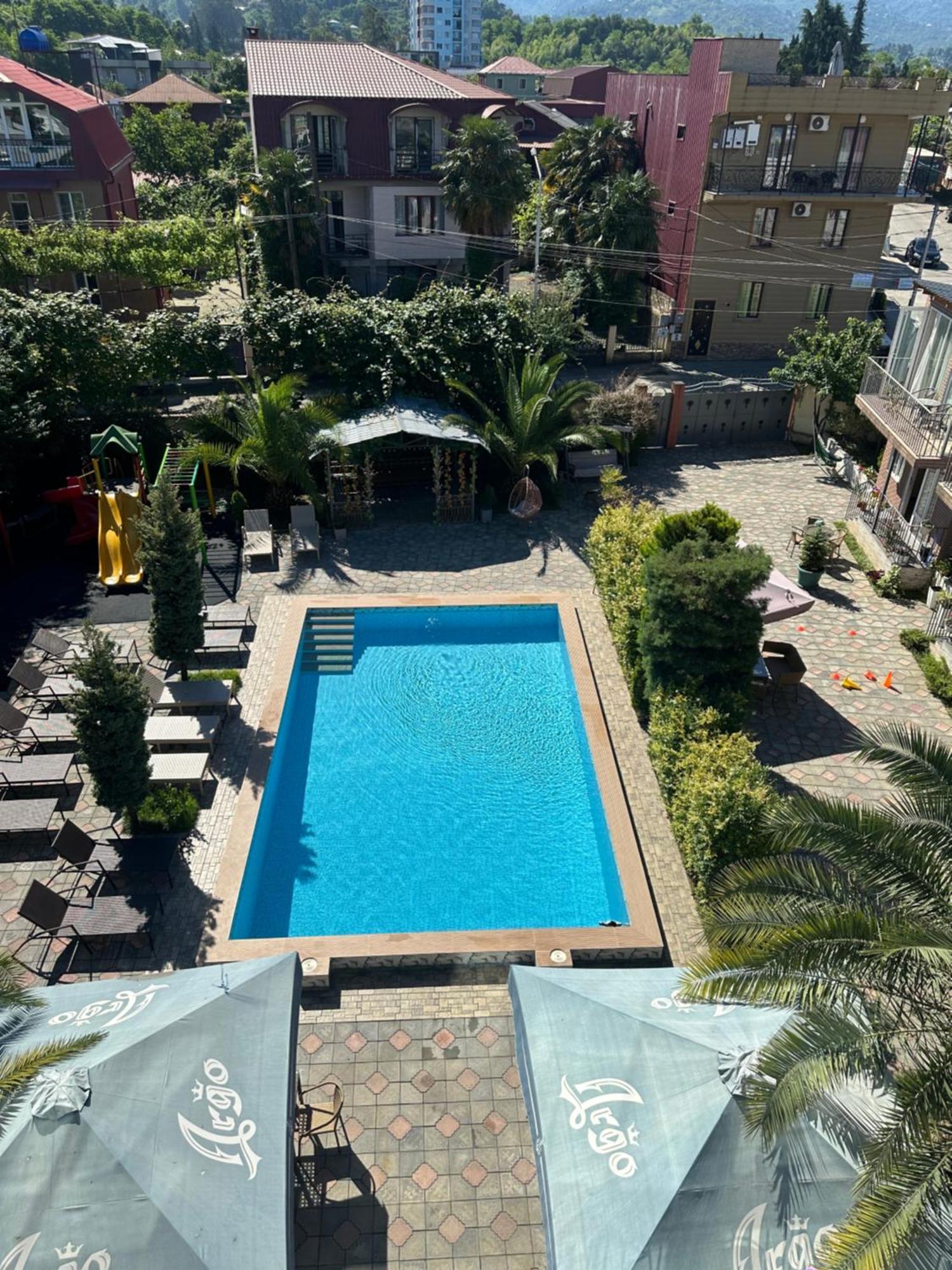 Hotel Buta Batumi Exterior foto