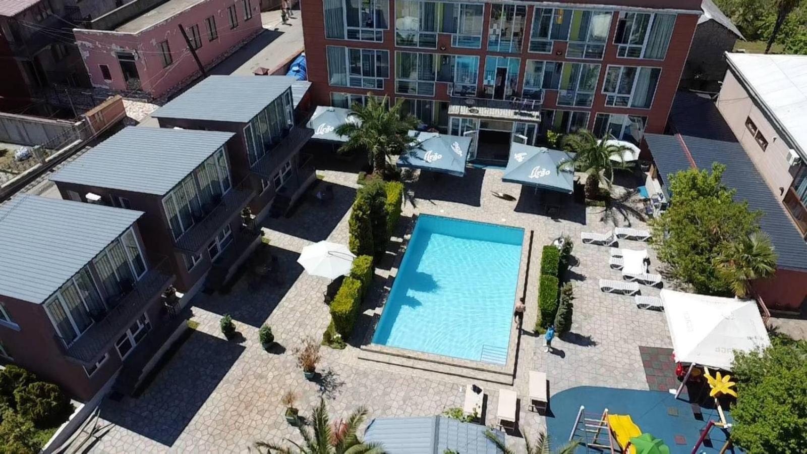 Hotel Buta Batumi Exterior foto