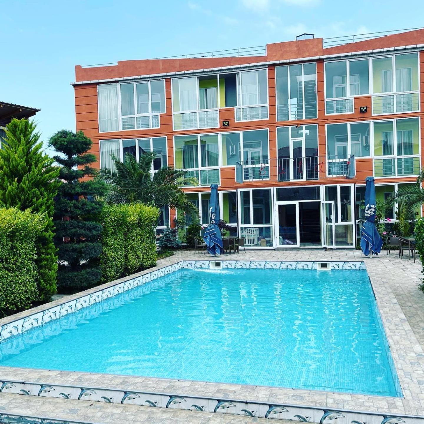 Hotel Buta Batumi Exterior foto